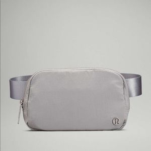 Lululemon Everywhere Belt Bag